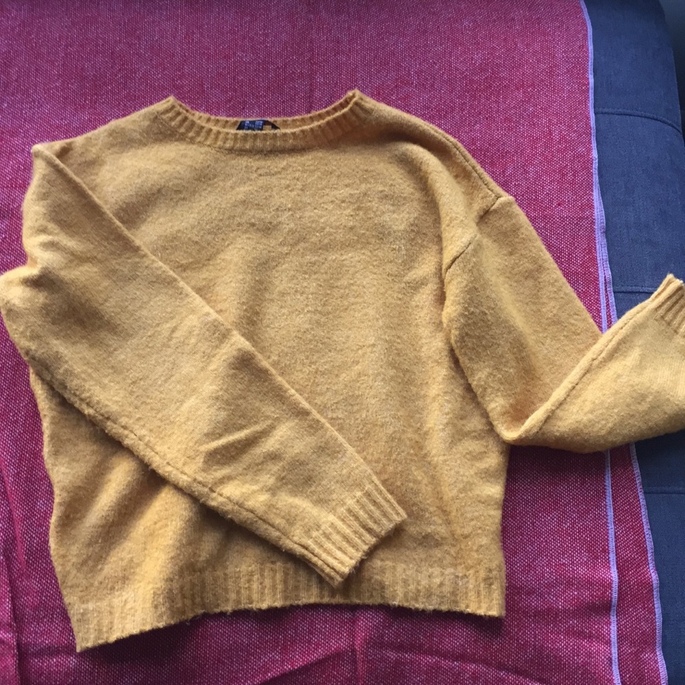 Mustard Cropped Sweater 🍁